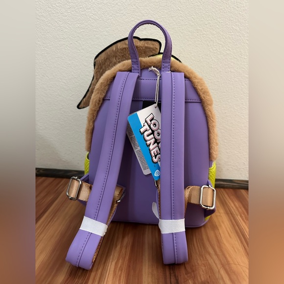 NWT Loungefly Looney Tunes Lola Bunny Cosplay Mini Backpack - Picture 4 of 4